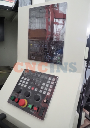 Фрезерный станок 3-х осевой MetalCraft VMC1160 с ЧПУ HNC-818D с датчиком Renishaw TS27R (VMC1160.H.15/22,5.10.20.T.P)